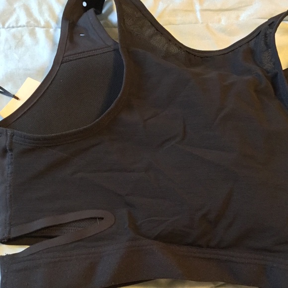 Sports bra - Picture 2 of 3